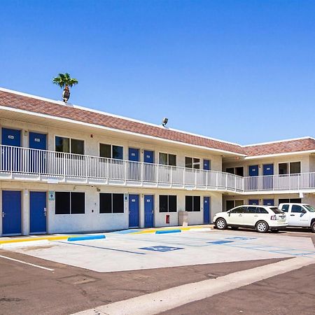 Motel 6 Mesa North Exteriér fotografie