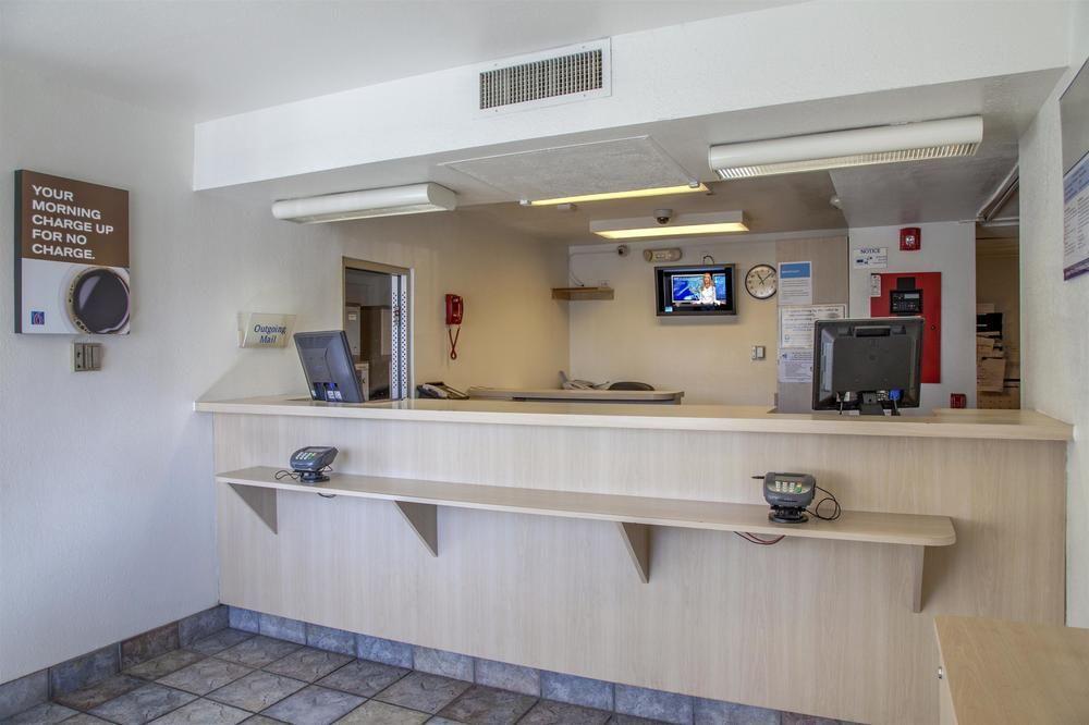 Motel 6 Mesa North Exteriér fotografie