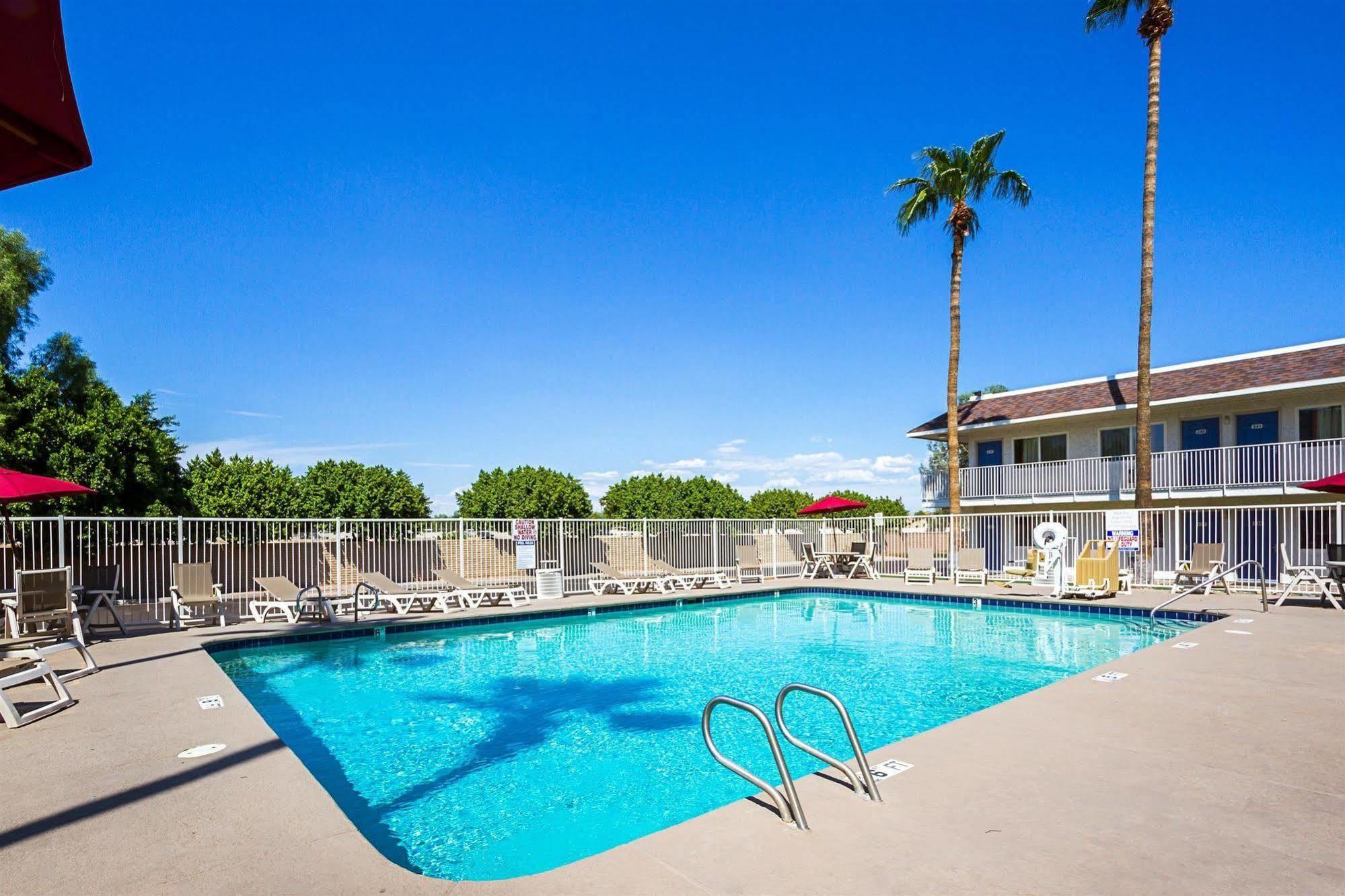 Motel 6 Mesa North Exteriér fotografie