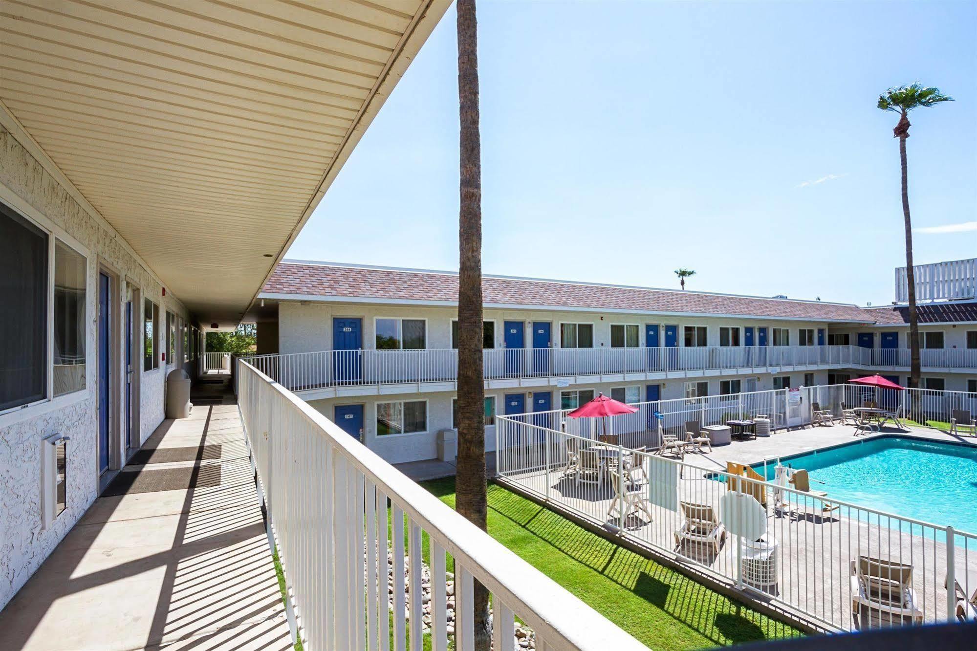 Motel 6 Mesa North Exteriér fotografie