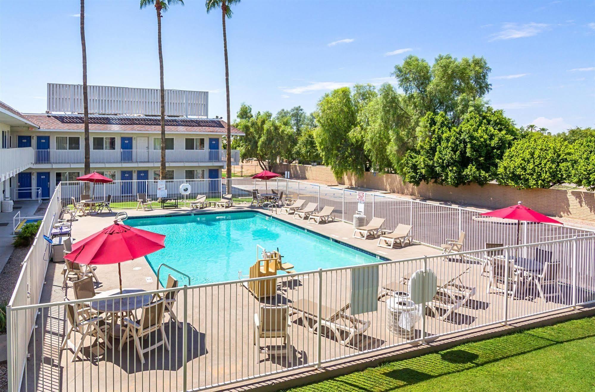 Motel 6 Mesa North Exteriér fotografie